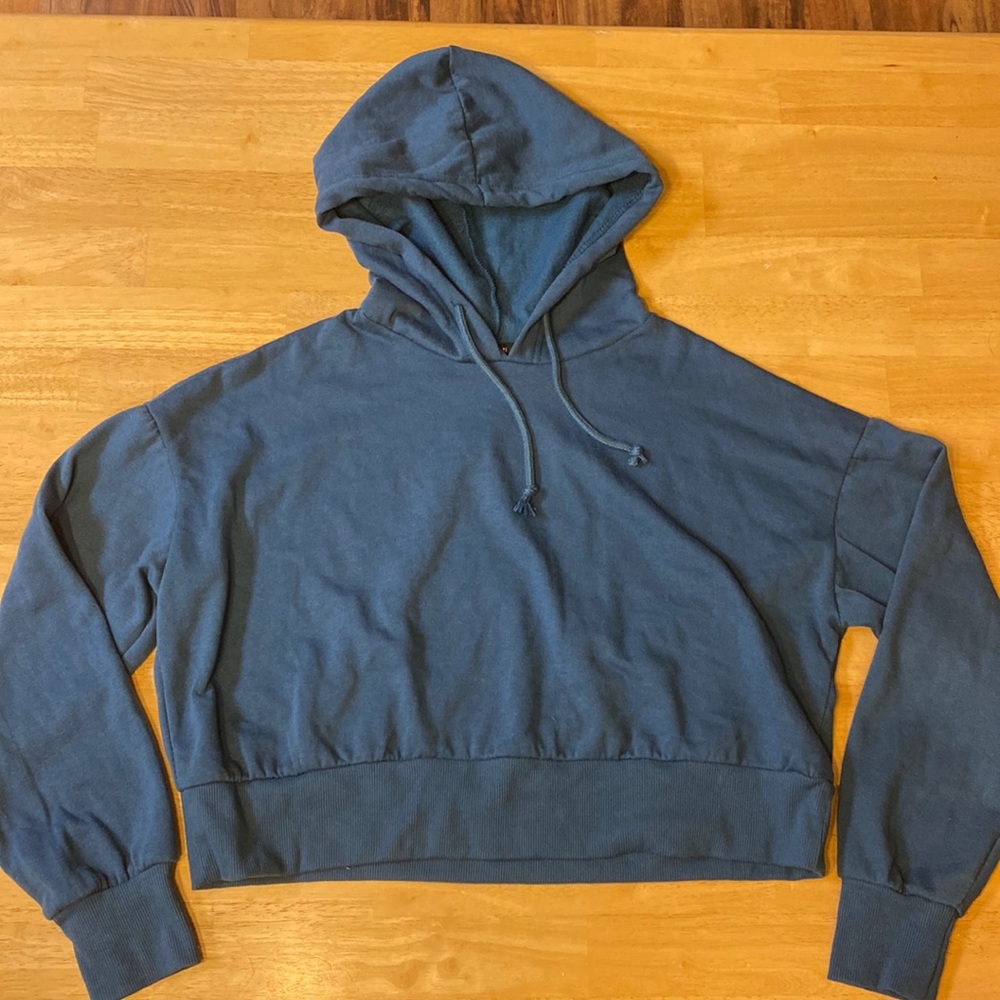 Blue women’s large cropped sweatshirt